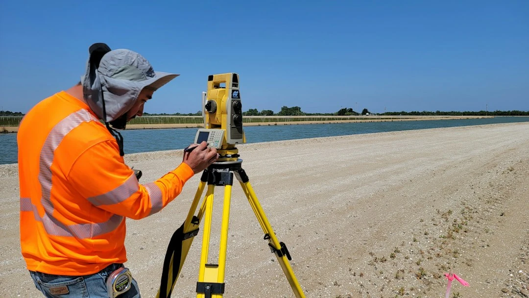 Hasil visualisasi peta kontur tanah 3D dari pemetaan drone mapping